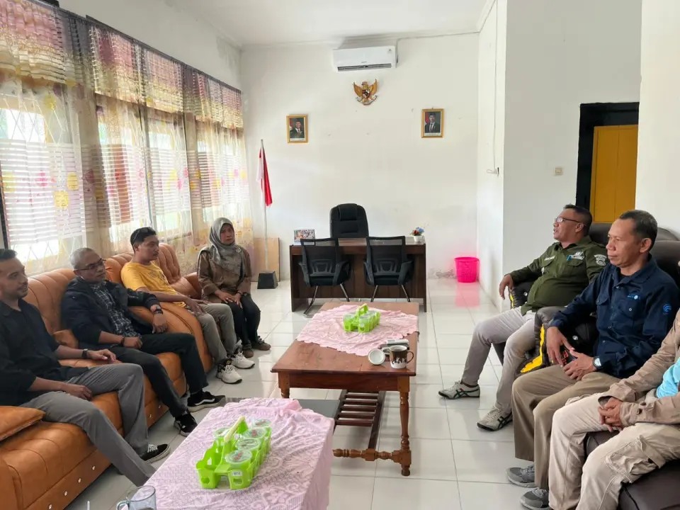 Pemkab Buton Jemput Bola Percepat Usulan Internet Desa